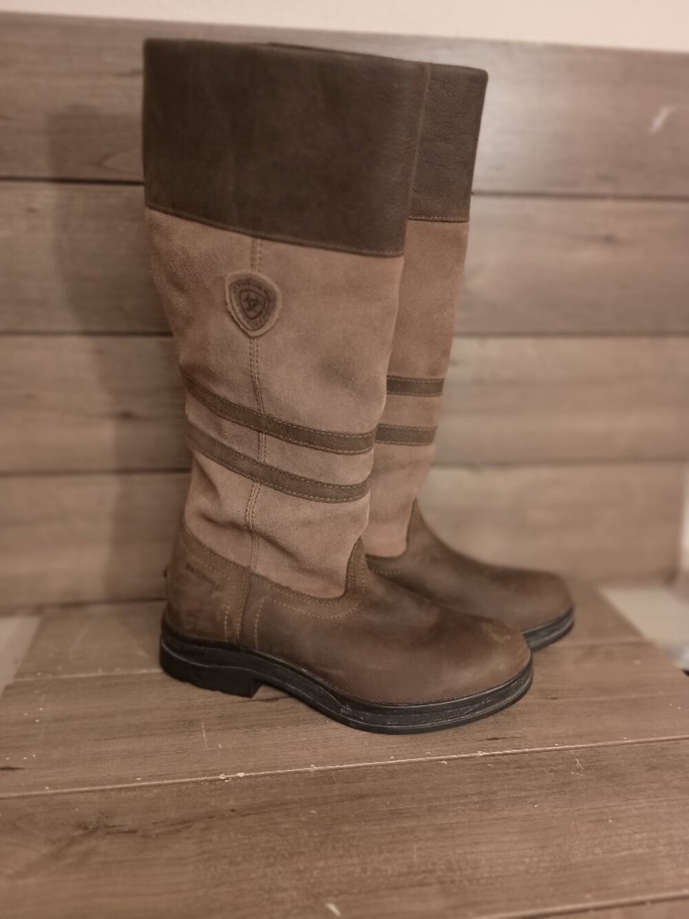 Ariat Women Ambleside H2O Boots Size 8.5B Brown Leather Light Suede Waterproof